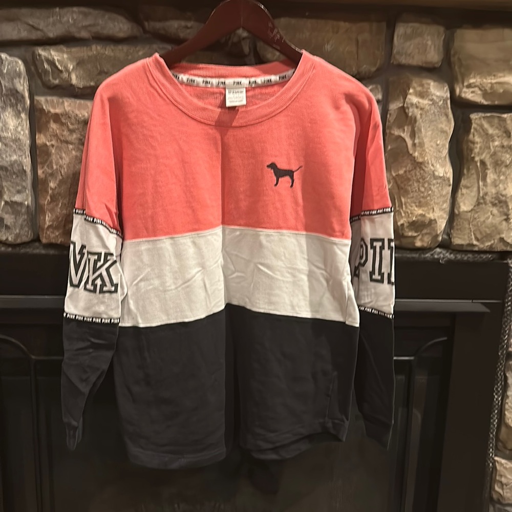 PINK Victoria’s Secret Varsity Crew